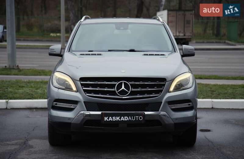 Позашляховик / Кросовер Mercedes-Benz M-Class 2012 в Харкові