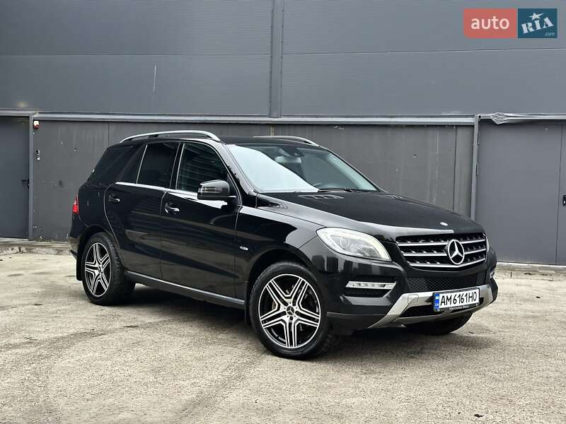 Mercedes-Benz M-Class 2012