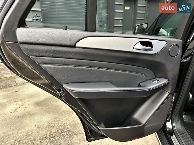 Позашляховик / Кросовер Mercedes-Benz M-Class 2012 в Києві фото 36 Позашляховик / Кросовер Mercedes-Benz M-Class 2012 в Києві