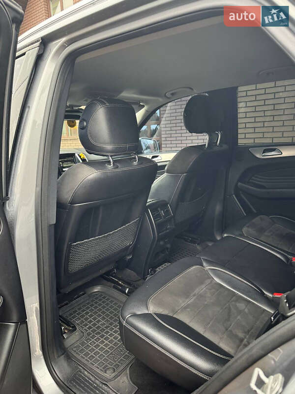Внедорожник / Кроссовер Mercedes-Benz M-Class 2013 в Луцке фото 25 Внедорожник / Кроссовер Mercedes-Benz M-Class 2013 в Луцке