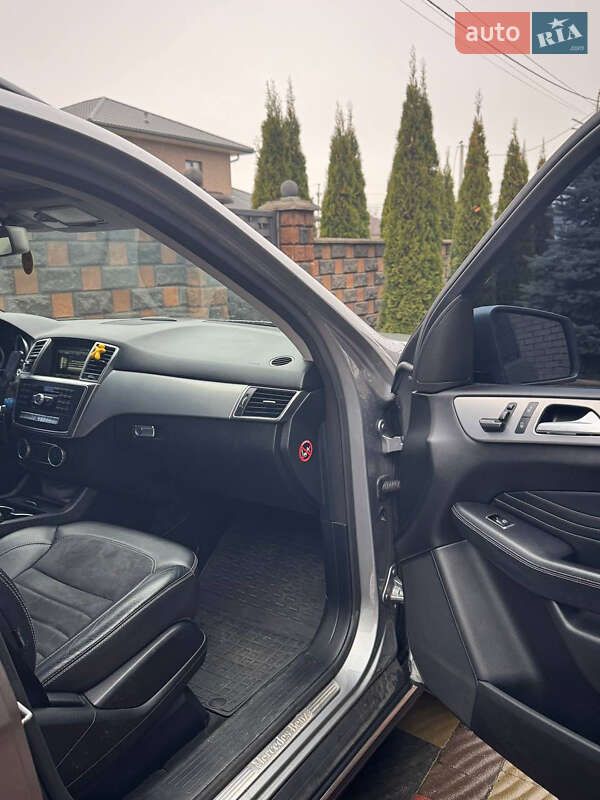 Внедорожник / Кроссовер Mercedes-Benz M-Class 2013 в Луцке фото 31 Внедорожник / Кроссовер Mercedes-Benz M-Class 2013 в Луцке