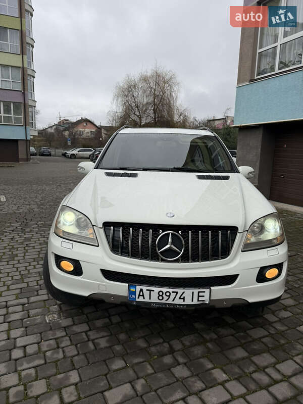 Внедорожник / Кроссовер Mercedes-Benz M-Class 2008 в Ивано-Франковске