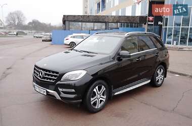 Внедорожник / Кроссовер Mercedes-Benz M-Class 2013 в Харькове