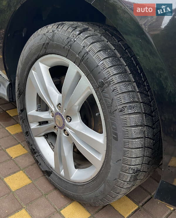 Внедорожник / Кроссовер Mercedes-Benz M-Class 2011 в Киеве фото 8 Внедорожник / Кроссовер Mercedes-Benz M-Class 2011 в Киеве