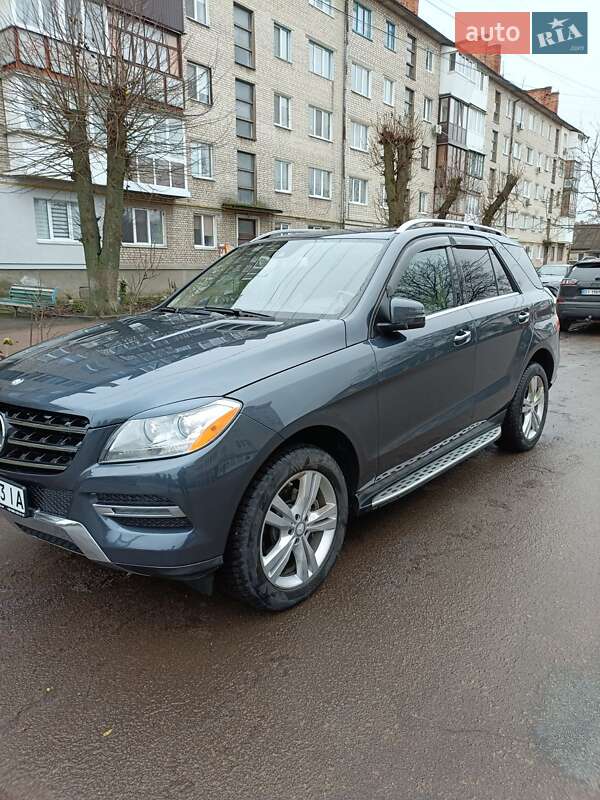 Mercedes-Benz M-Class 2013 Mercedes-Benz M-Class 2013