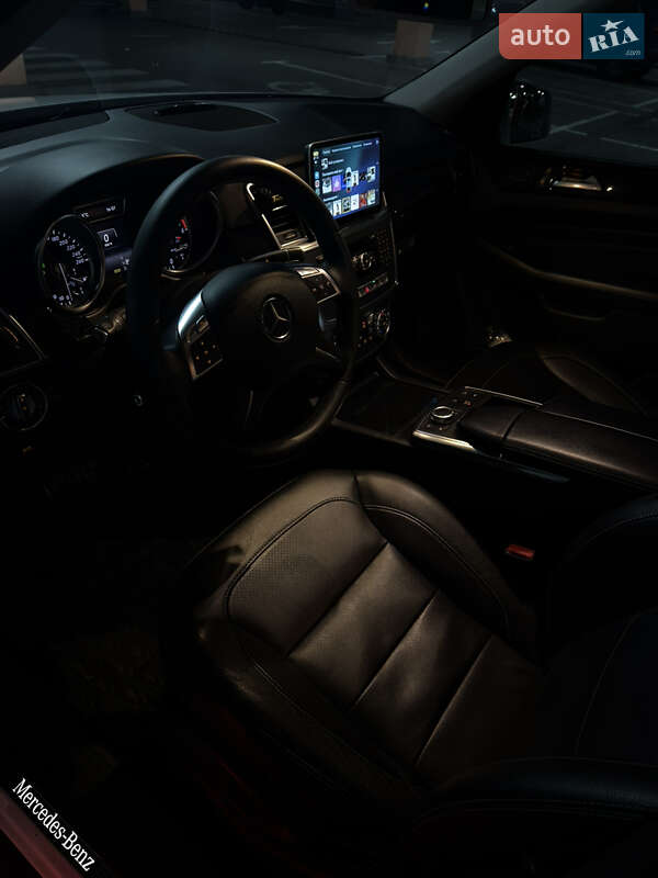 Внедорожник / Кроссовер Mercedes-Benz M-Class 2013 в Киеве фото 15 Внедорожник / Кроссовер Mercedes-Benz M-Class 2013 в Киеве