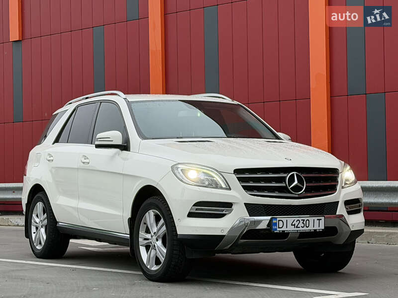 Позашляховик / Кросовер Mercedes-Benz M-Class 2013 в Києві