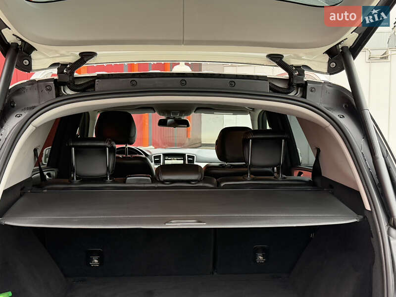 Позашляховик / Кросовер Mercedes-Benz M-Class 2013 в Києві