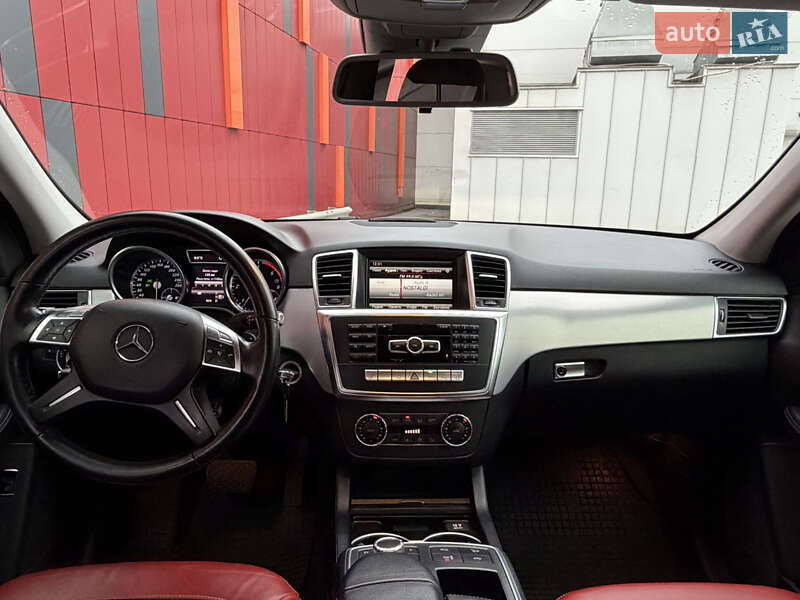 Позашляховик / Кросовер Mercedes-Benz M-Class 2013 в Києві