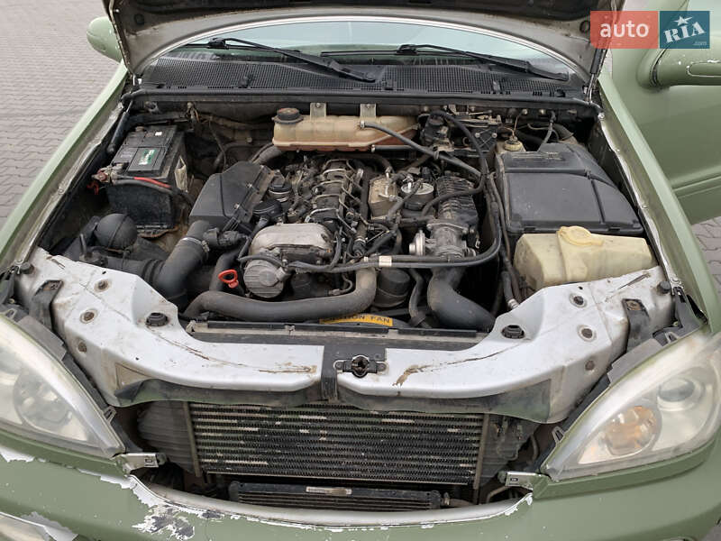 Внедорожник / Кроссовер Mercedes-Benz M-Class 2002 в Черновцах