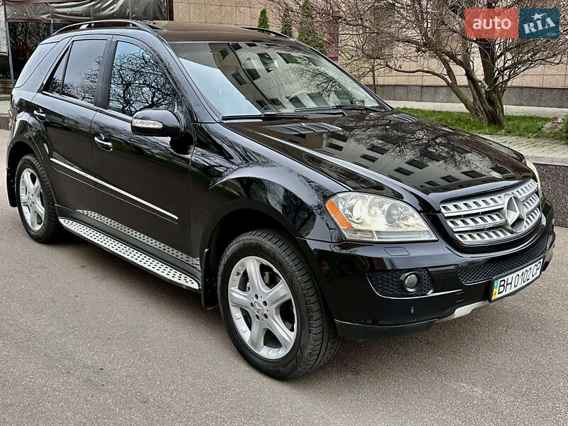 Позашляховик / Кросовер Mercedes-Benz M-Class 2008 в Одесі