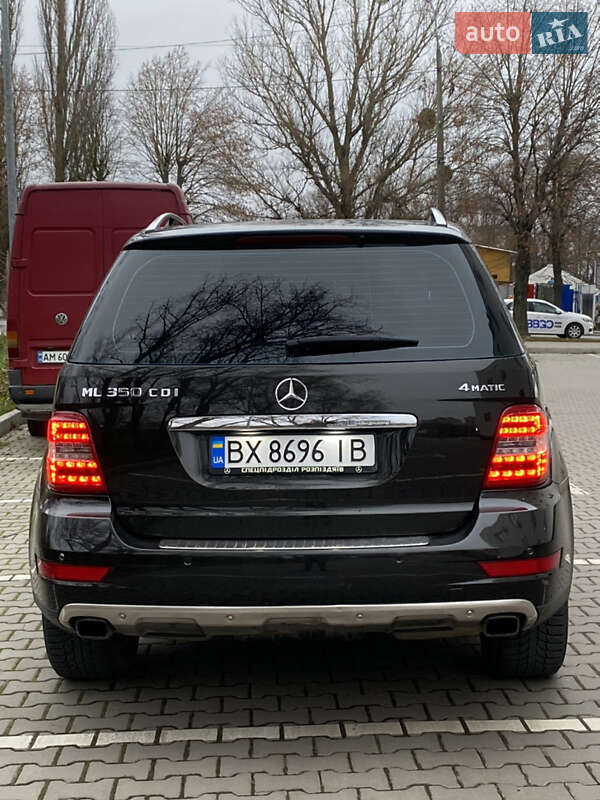 Внедорожник / Кроссовер Mercedes-Benz M-Class 2010 в Хмельницком фото 4 Внедорожник / Кроссовер Mercedes-Benz M-Class 2010 в Хмельницком