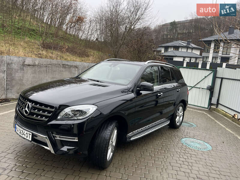 Mercedes-Benz M-Class 2015
