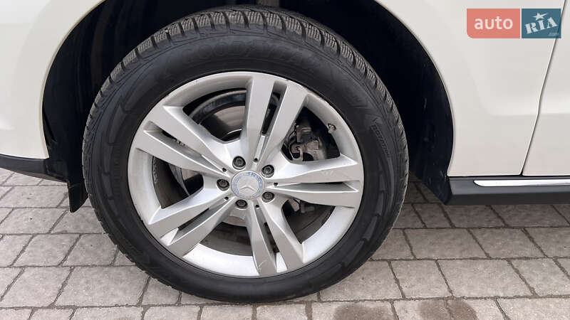 Внедорожник / Кроссовер Mercedes-Benz M-Class 2012 в Львове