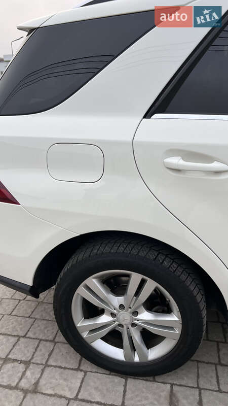 Внедорожник / Кроссовер Mercedes-Benz M-Class 2012 в Львове