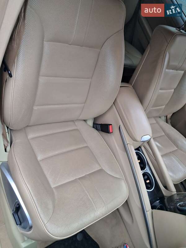 Позашляховик / Кросовер Mercedes-Benz M-Class 2009 в Чернівцях фото 4 Позашляховик / Кросовер Mercedes-Benz M-Class 2009 в Чернівцях