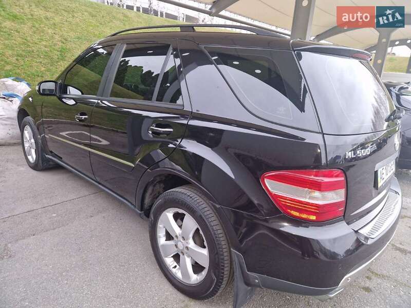 Внедорожник / Кроссовер Mercedes-Benz M-Class 2006 в Днепре