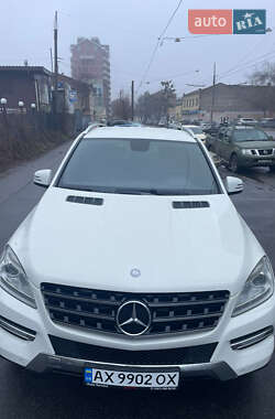 Внедорожник / Кроссовер Mercedes-Benz M-Class 2011 в Харькове