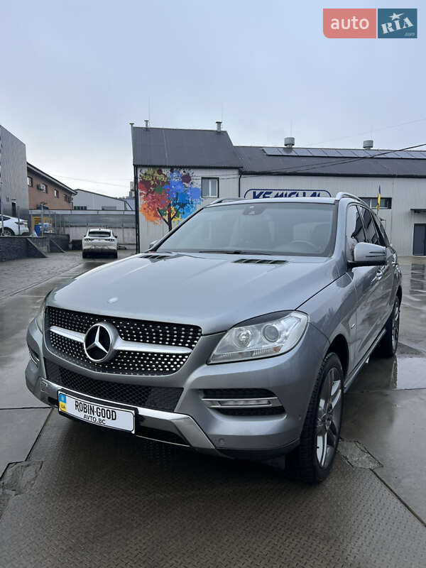 Внедорожник / Кроссовер Mercedes-Benz M-Class 2012 в Белой Церкви фото 2 Внедорожник / Кроссовер Mercedes-Benz M-Class 2012 в Белой Церкви