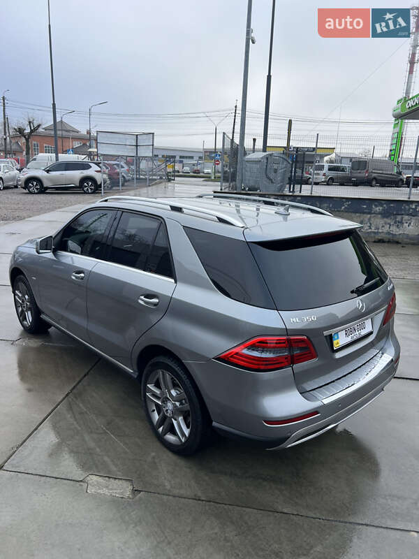 Внедорожник / Кроссовер Mercedes-Benz M-Class 2012 в Белой Церкви фото 41 Внедорожник / Кроссовер Mercedes-Benz M-Class 2012 в Белой Церкви