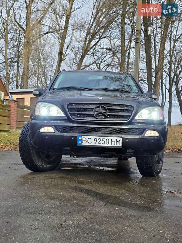 Внедорожник / Кроссовер Mercedes-Benz M-Class 2004 в Ивано-Франковске фото 2 Внедорожник / Кроссовер Mercedes-Benz M-Class 2004 в Ивано-Франковске