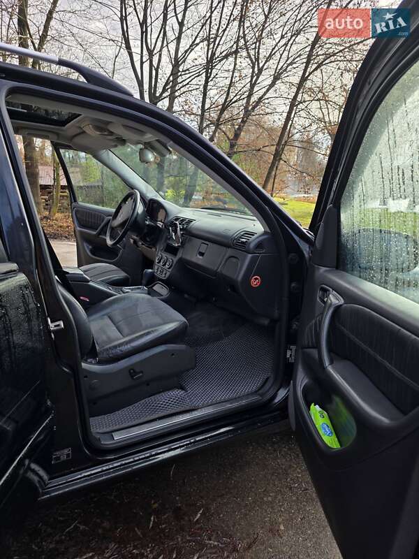 Внедорожник / Кроссовер Mercedes-Benz M-Class 2004 в Ивано-Франковске фото 10 Внедорожник / Кроссовер Mercedes-Benz M-Class 2004 в Ивано-Франковске