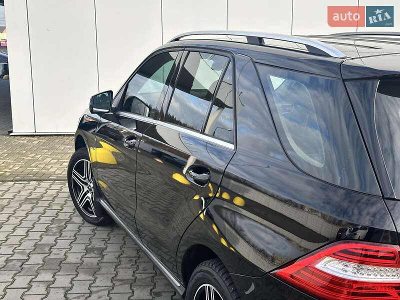 Внедорожник / Кроссовер Mercedes-Benz M-Class 2012 в Киеве фото 11 Внедорожник / Кроссовер Mercedes-Benz M-Class 2012 в Киеве