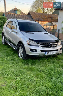 Позашляховик / Кросовер Mercedes-Benz M-Class 2005 в Києві
