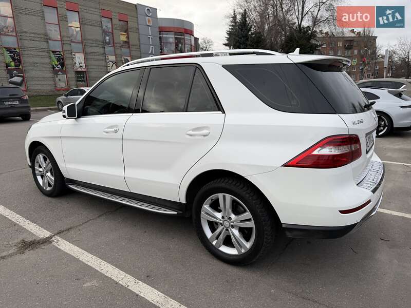Внедорожник / Кроссовер Mercedes-Benz M-Class 2013 в Днепре фото 8 Внедорожник / Кроссовер Mercedes-Benz M-Class 2013 в Днепре