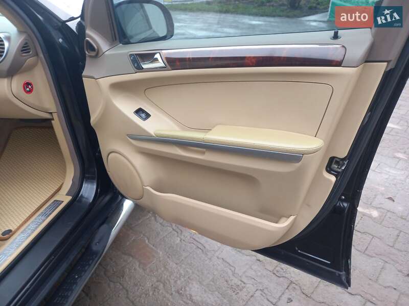 Внедорожник / Кроссовер Mercedes-Benz M-Class 2006 в Теофиполе