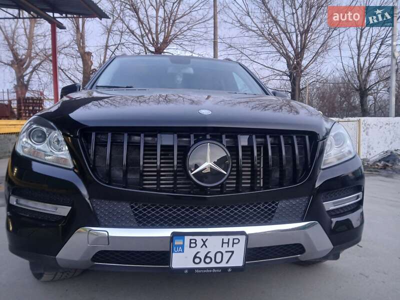 Внедорожник / Кроссовер Mercedes-Benz M-Class 2012 в Хмельницком