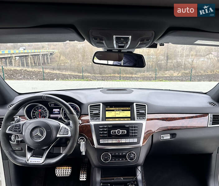 Внедорожник / Кроссовер Mercedes-Benz M-Class 2012 в Черновцах