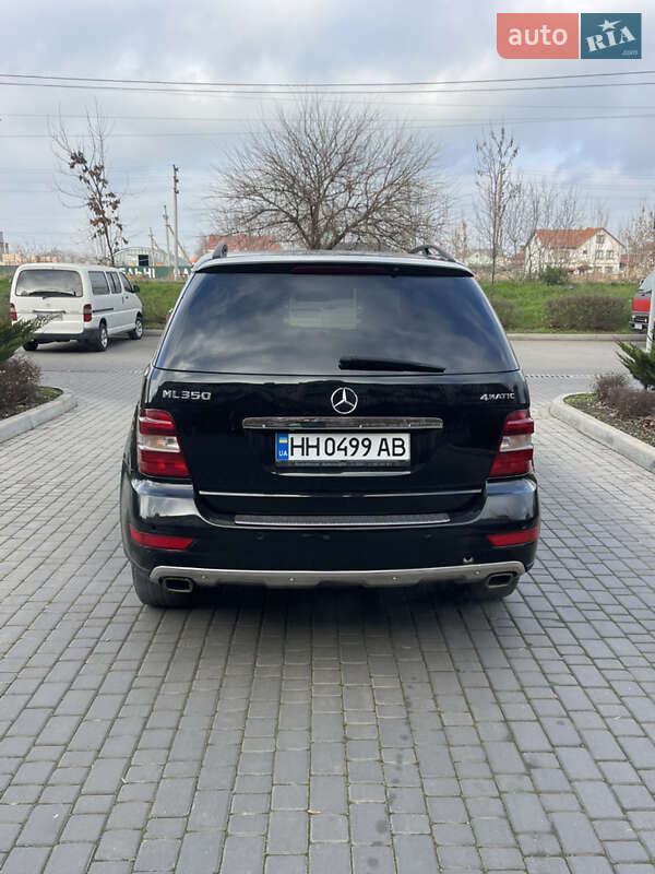 Внедорожник / Кроссовер Mercedes-Benz M-Class 2008 в Одессе