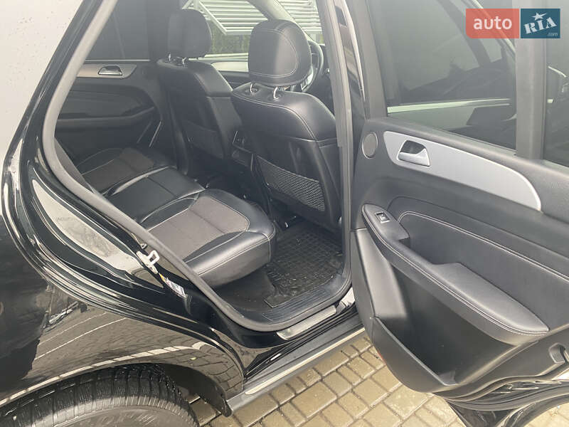 Внедорожник / Кроссовер Mercedes-Benz M-Class 2013 в Звягеле фото 10 Внедорожник / Кроссовер Mercedes-Benz M-Class 2013 в Звягеле