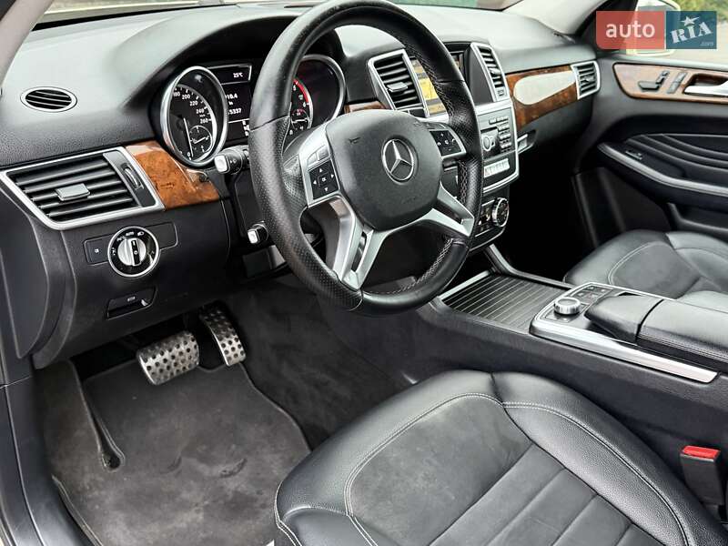 Внедорожник / Кроссовер Mercedes-Benz M-Class 2011 в Киеве фото 46 Внедорожник / Кроссовер Mercedes-Benz M-Class 2011 в Киеве