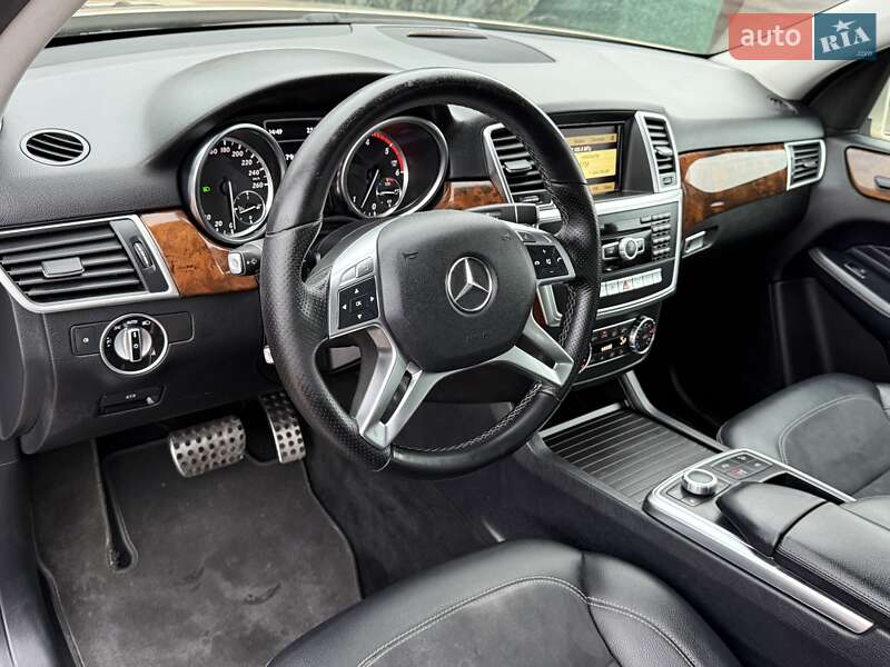 Внедорожник / Кроссовер Mercedes-Benz M-Class 2011 в Киеве фото 48 Внедорожник / Кроссовер Mercedes-Benz M-Class 2011 в Киеве