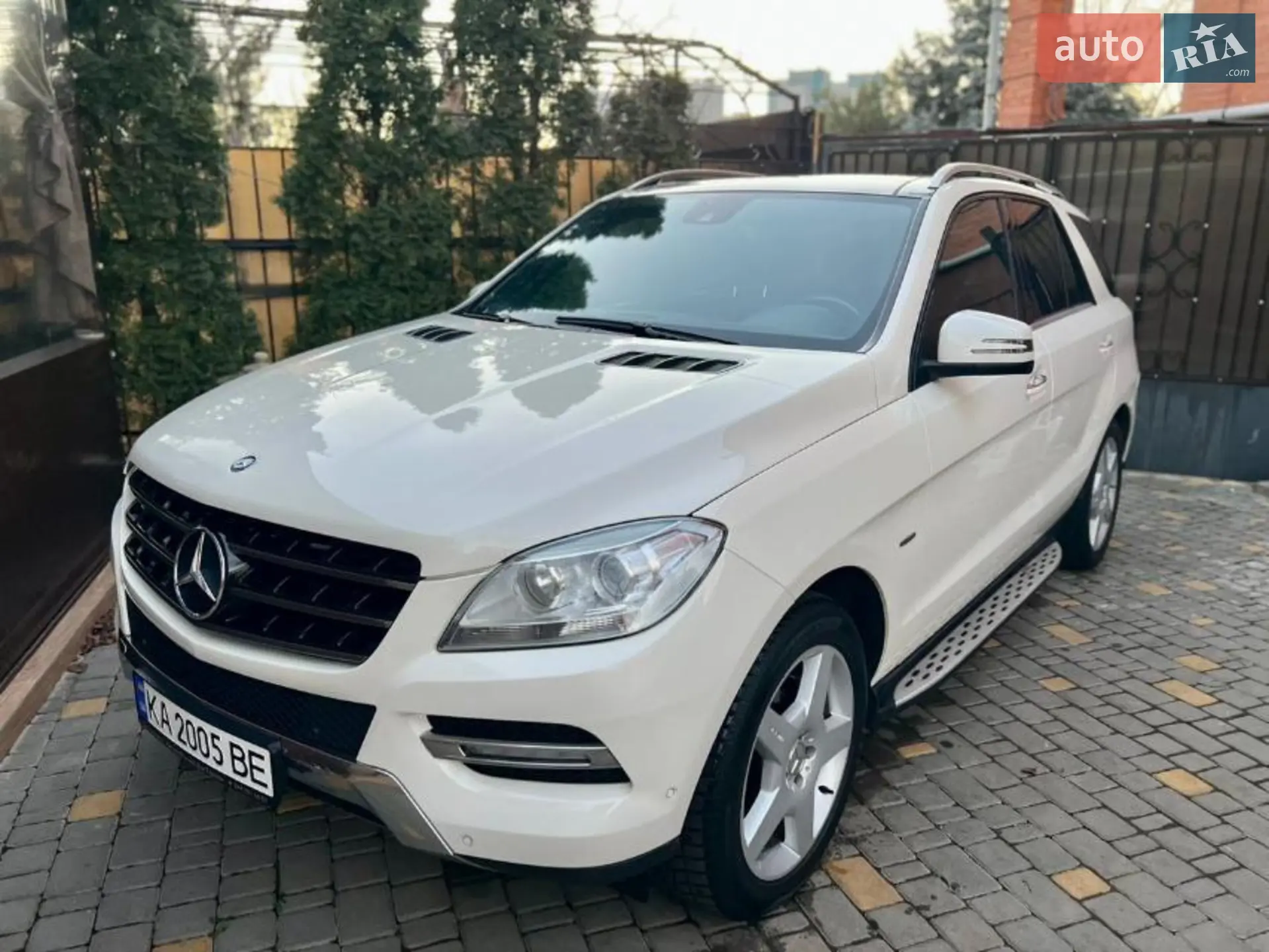 2011 Mercedes-Benz M-klasse - мініатюра 2