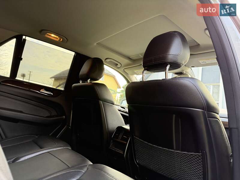 Внедорожник / Кроссовер Mercedes-Benz M-Class 2015 в Луцке