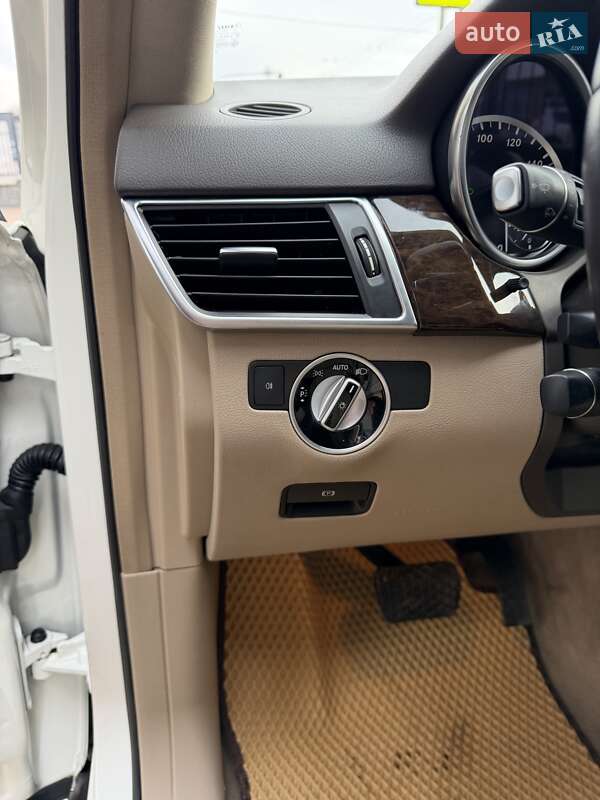 Позашляховик / Кросовер Mercedes-Benz M-Class 2011 в Білій Церкві