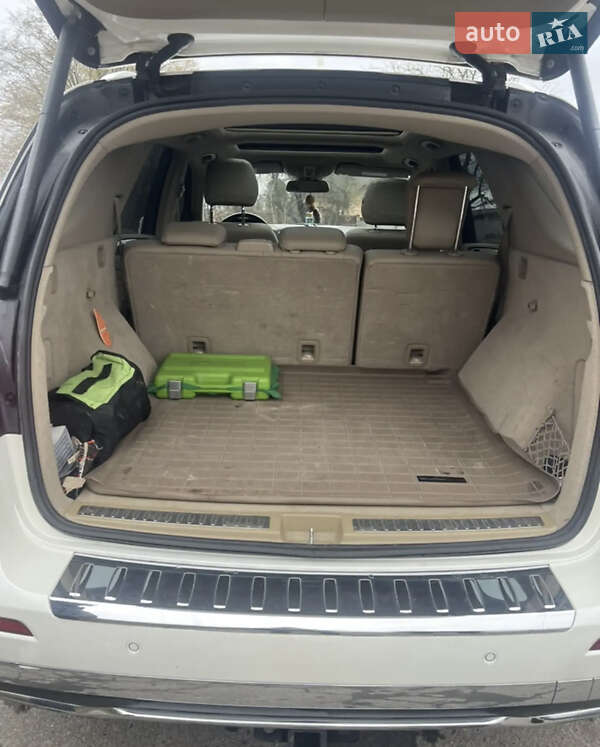 Внедорожник / Кроссовер Mercedes-Benz M-Class 2013 в Шполе