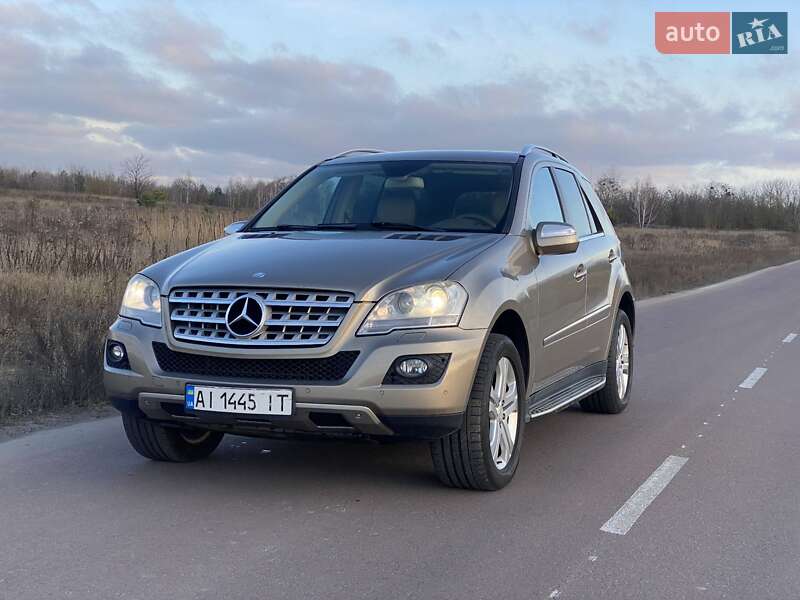 Внедорожник / Кроссовер Mercedes-Benz M-Class 2009 в Петропавловской Борщаговке фото Внедорожник / Кроссовер Mercedes-Benz M-Class 2009 в Петропавловской Борщаговке