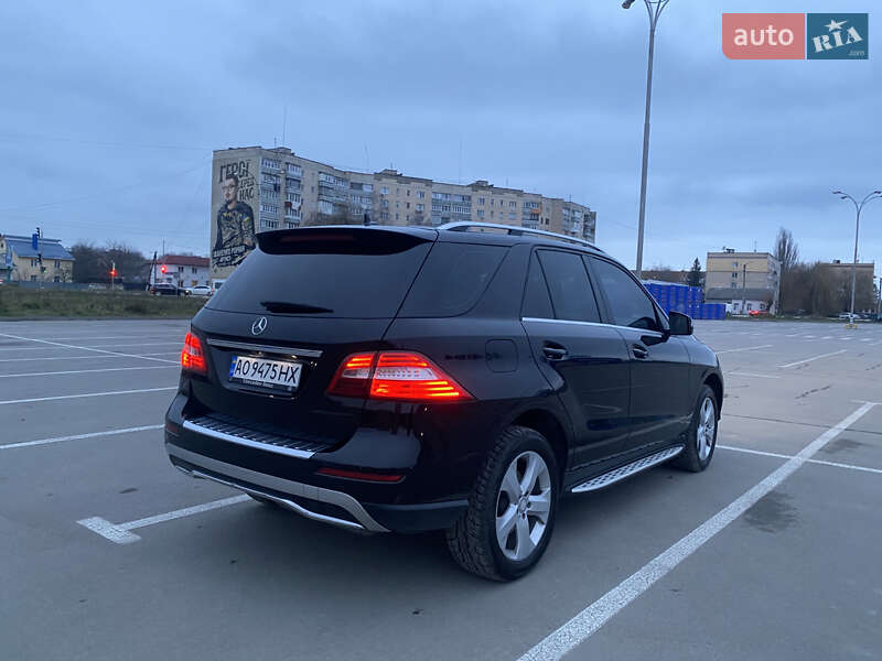 Внедорожник / Кроссовер Mercedes-Benz M-Class 2012 в Каменец-Подольском