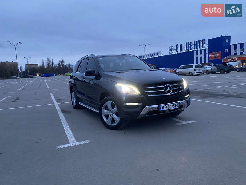 Внедорожник / Кроссовер Mercedes-Benz M-Class 2012 в Каменец-Подольском