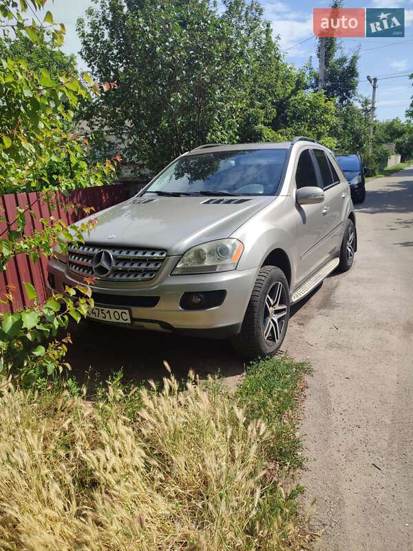 Позашляховик / Кросовер Mercedes-Benz M-Class 2008 в Катеринопілі фото 25 Позашляховик / Кросовер Mercedes-Benz M-Class 2008 в Катеринопілі