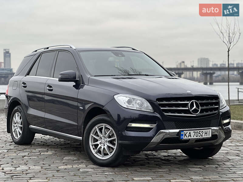Внедорожник / Кроссовер Mercedes-Benz M-Class 2012 в Киеве фото 10 Внедорожник / Кроссовер Mercedes-Benz M-Class 2012 в Киеве