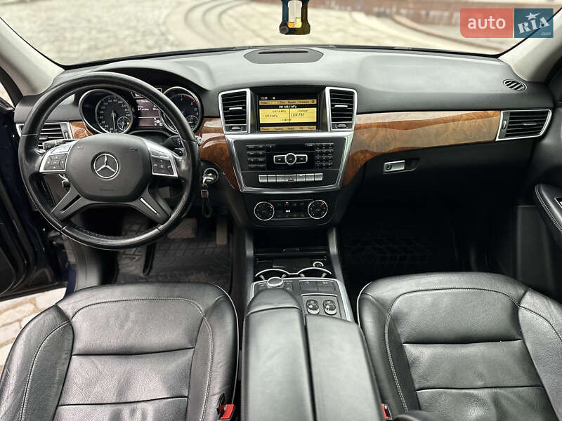 Внедорожник / Кроссовер Mercedes-Benz M-Class 2012 в Киеве фото 43 Внедорожник / Кроссовер Mercedes-Benz M-Class 2012 в Киеве