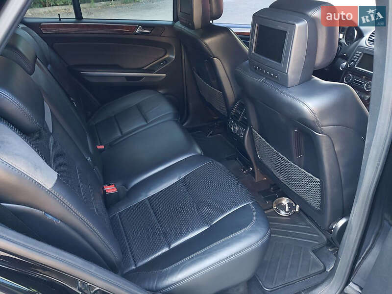 Позашляховик / Кросовер Mercedes-Benz M-Class 2008 в Дніпрі