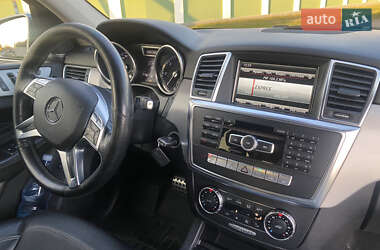 Внедорожник / Кроссовер Mercedes-Benz M-Class 2013 в Ужгороде