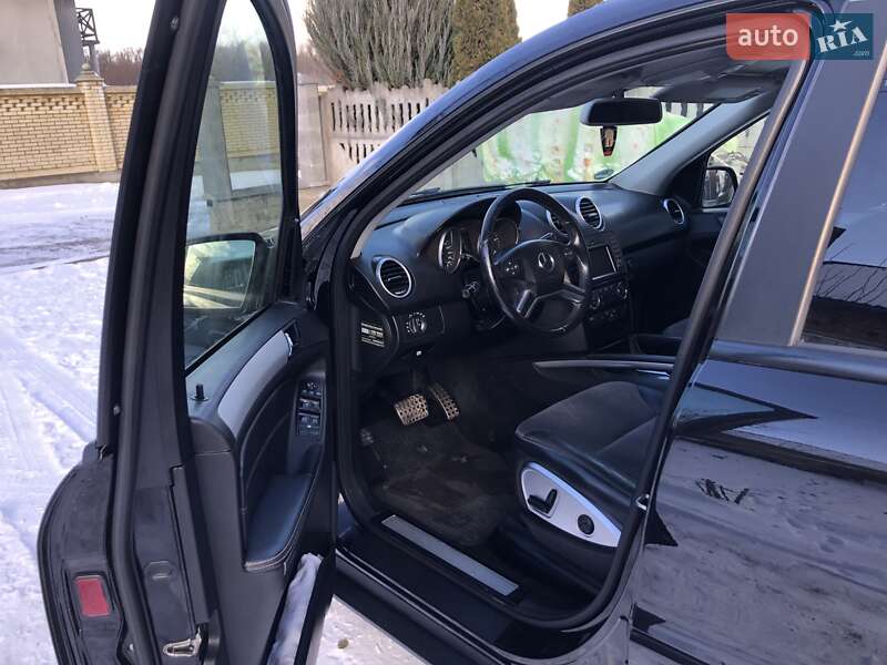 Позашляховик / Кросовер Mercedes-Benz M-Class 2008 в Заставній