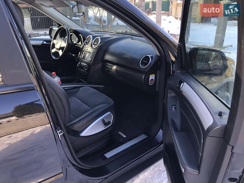Позашляховик / Кросовер Mercedes-Benz M-Class 2008 в Заставній